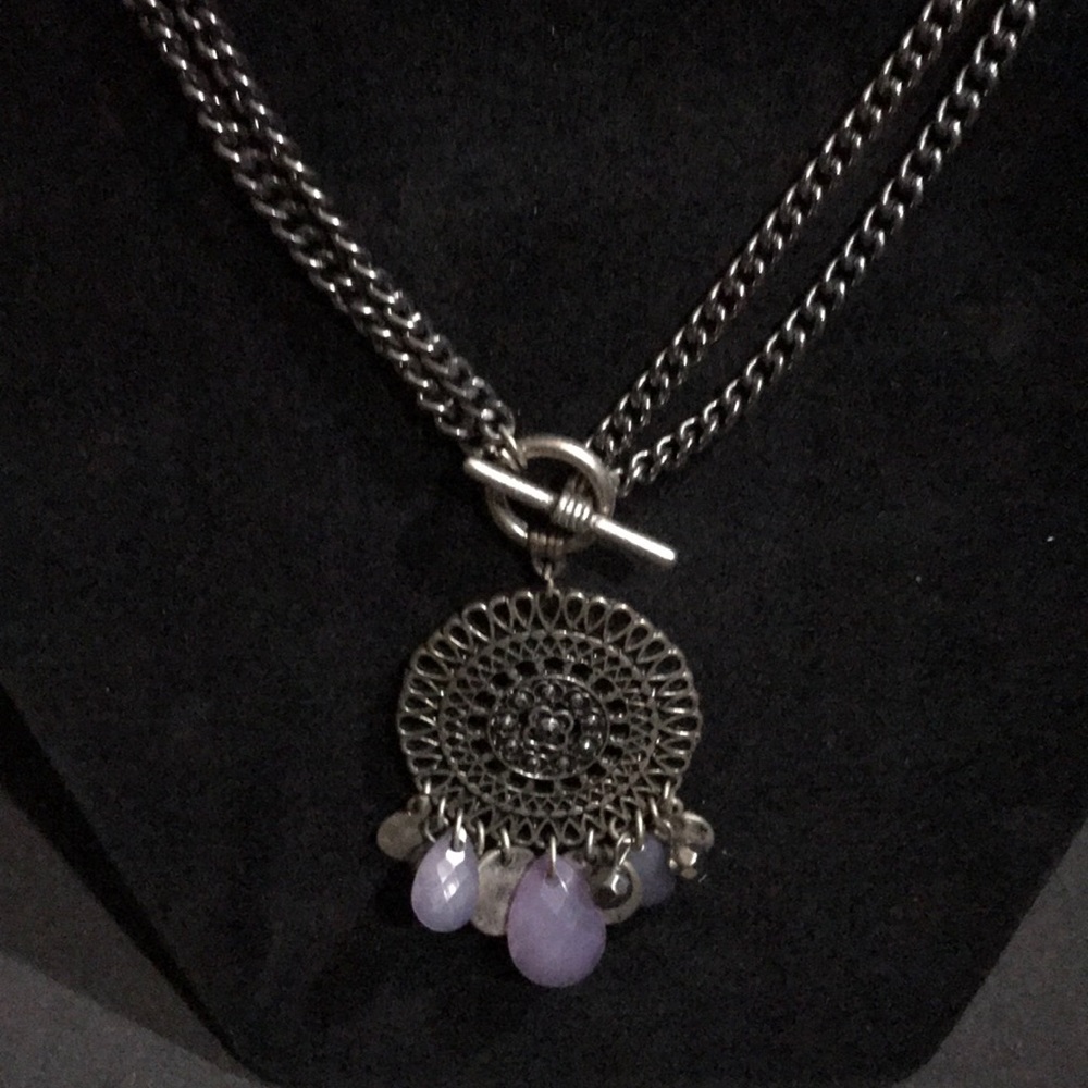 Medallion necklace